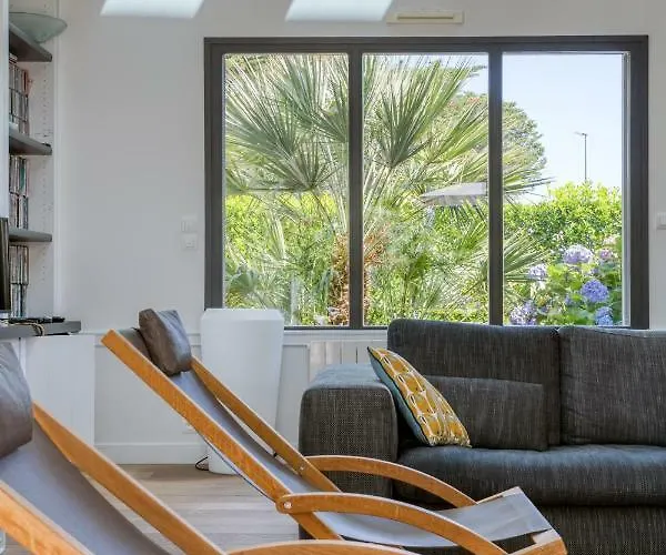 Дом отдыха Le Cap De *